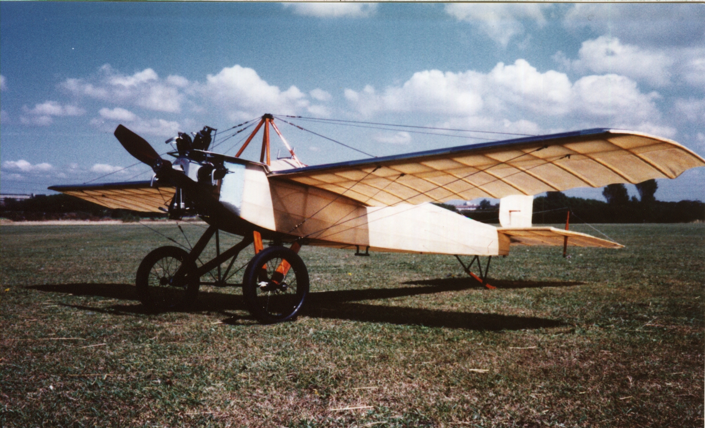 1911 caudron racing monoplane model